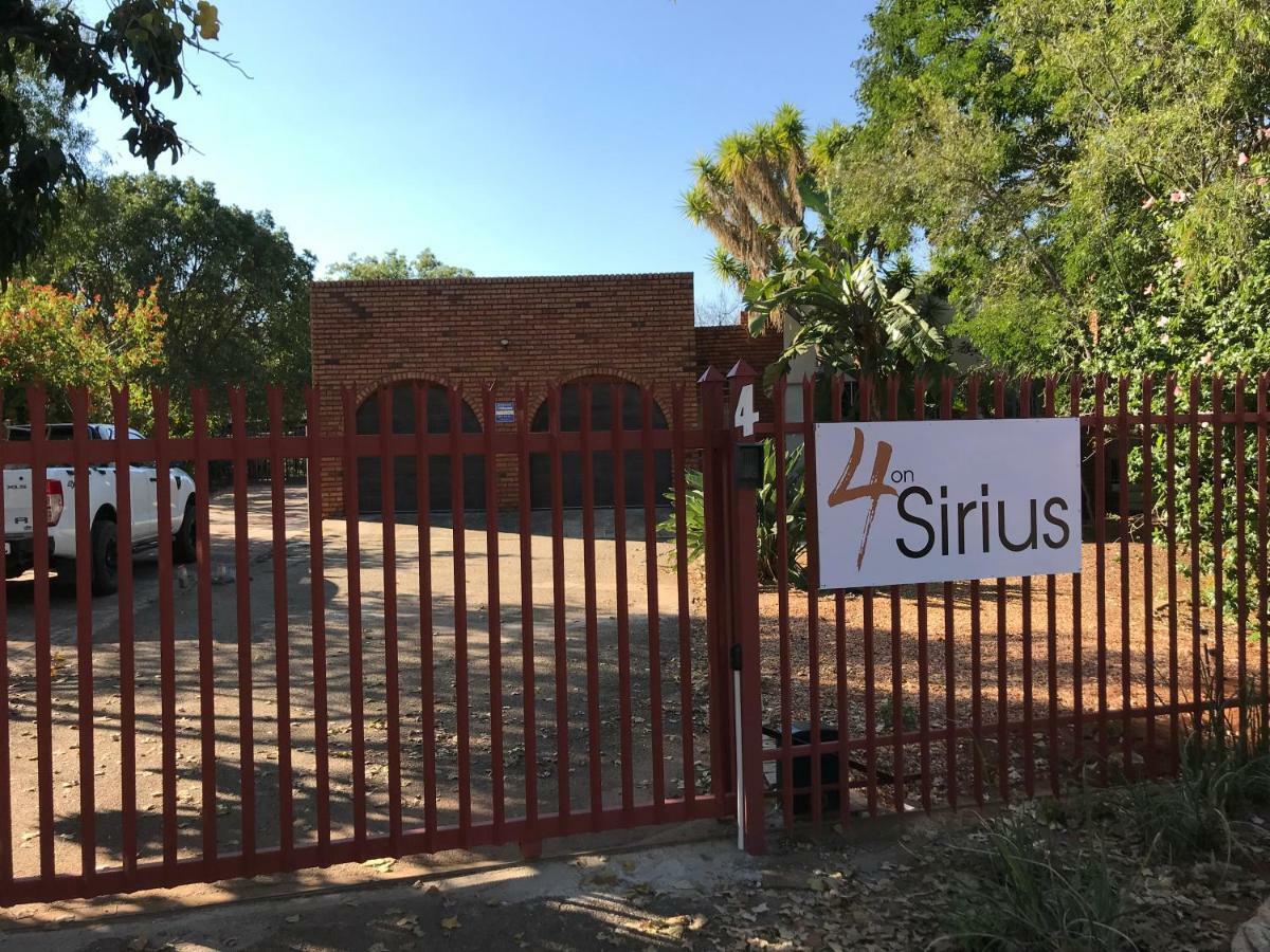 4 On Sirius Ξενοδοχείο Πολοκουάνε Εξωτερικό φωτογραφία